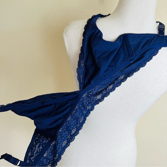 Wacoal Eggplant Purple Halo Lace Soft Cup Hook & Eye Bra Wireless Bralette - Picture 6 of 10